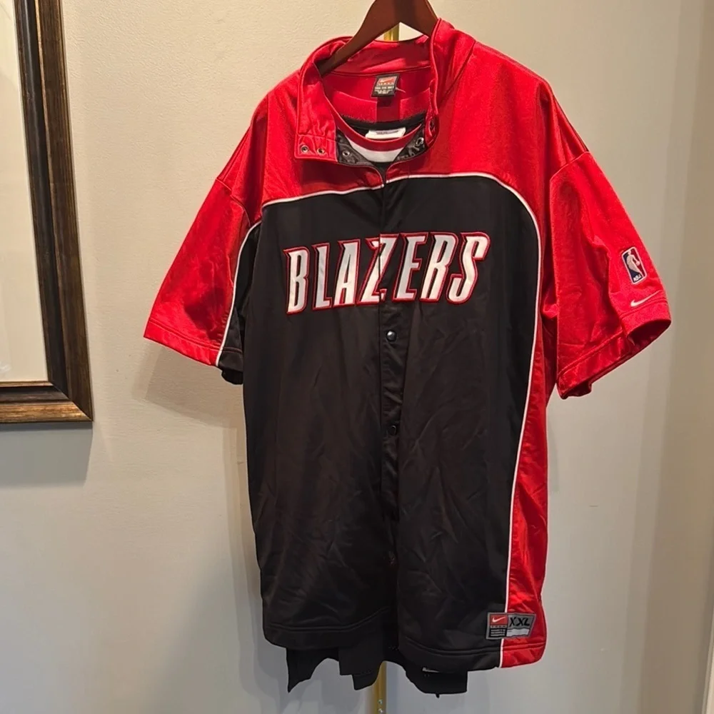 Portland Trail Blazers Clyde Drexler basketball set EUC XXL 56